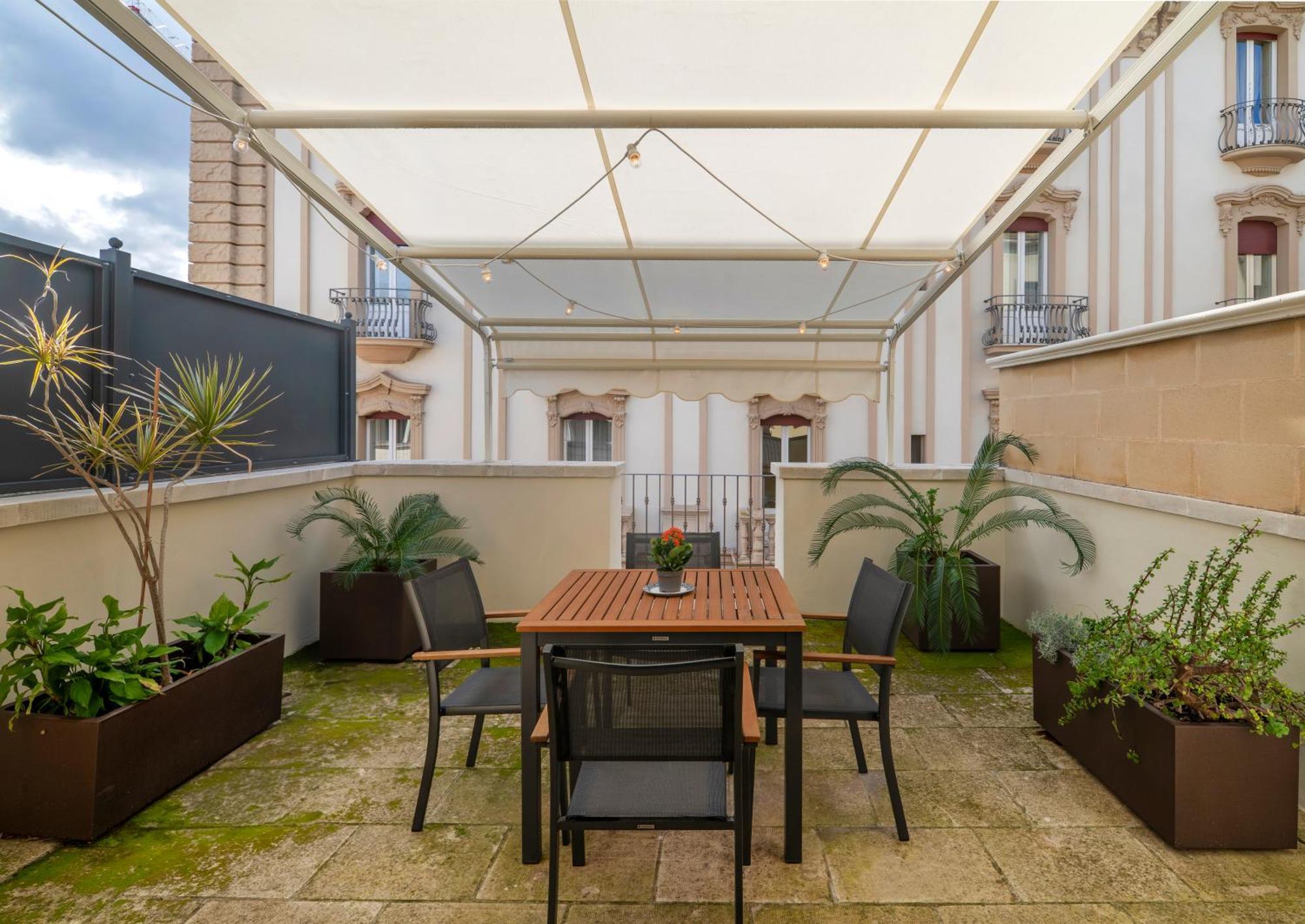 Blu Mazzini 1 - Appartamento Luxury Con Terrazza Privata Lecce Esterno foto