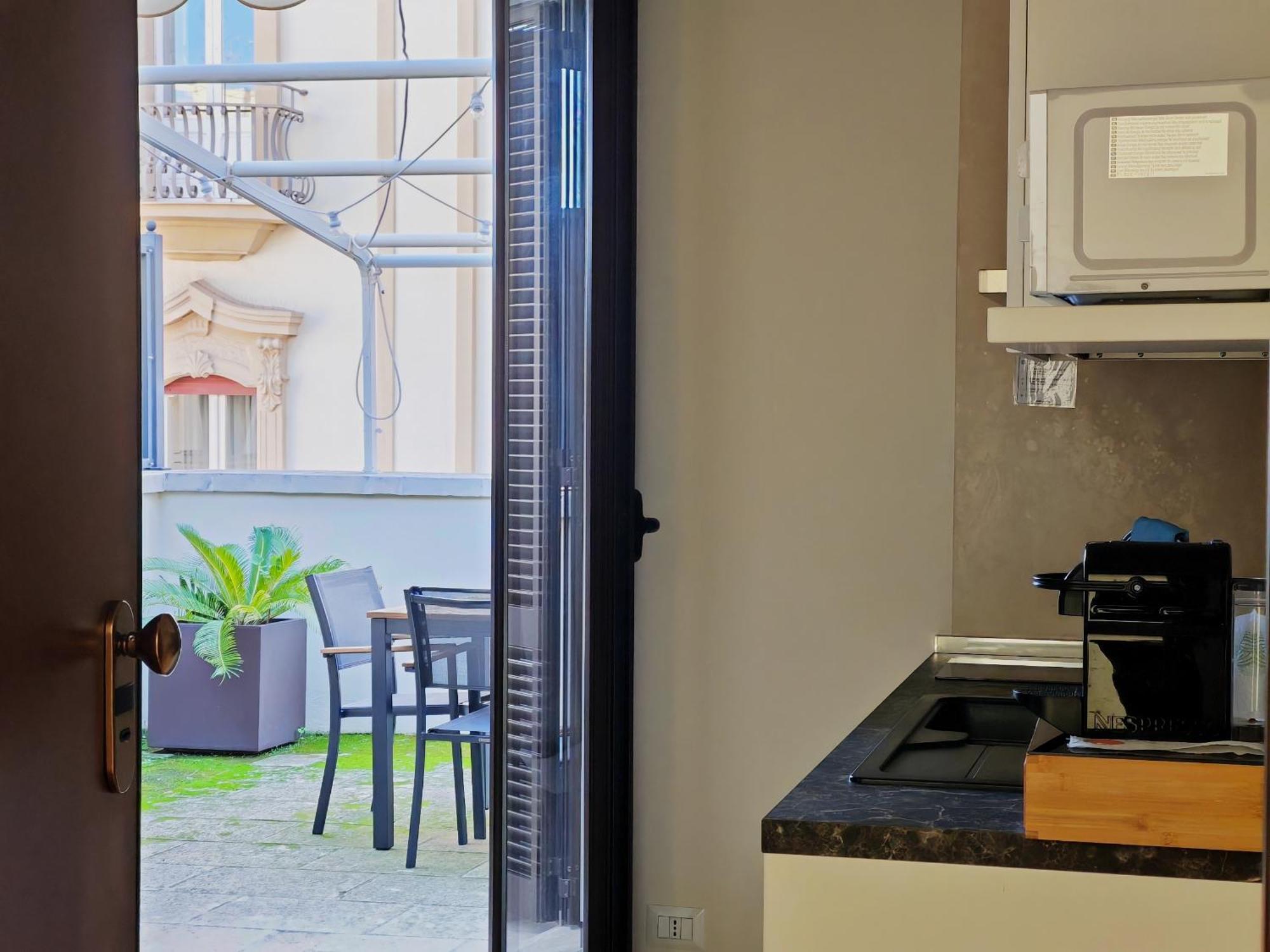Blu Mazzini 1 - Appartamento Luxury Con Terrazza Privata Lecce Esterno foto